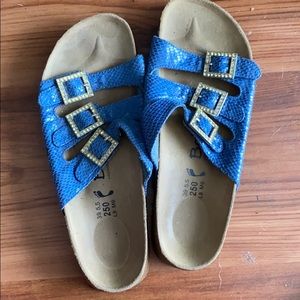 Beautiful blue BETULA (Birkenstock’s)